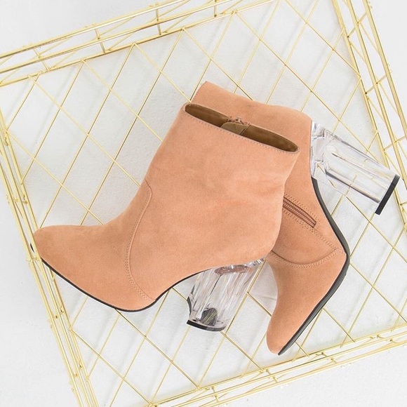 1 LEFT! HP🎉 NWT. Blush Pink Perspex block bootie - Picture 3 of 8