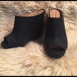 Chinese Laundry High wedge Sandal