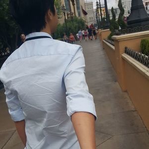 Meet your Posher, Ngoc han