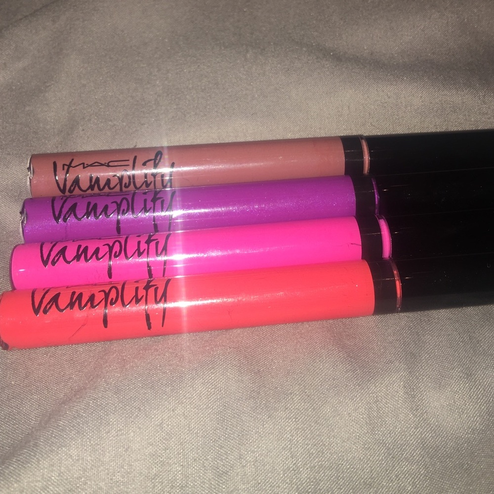 Mac Vamplify Lipgloss /stain