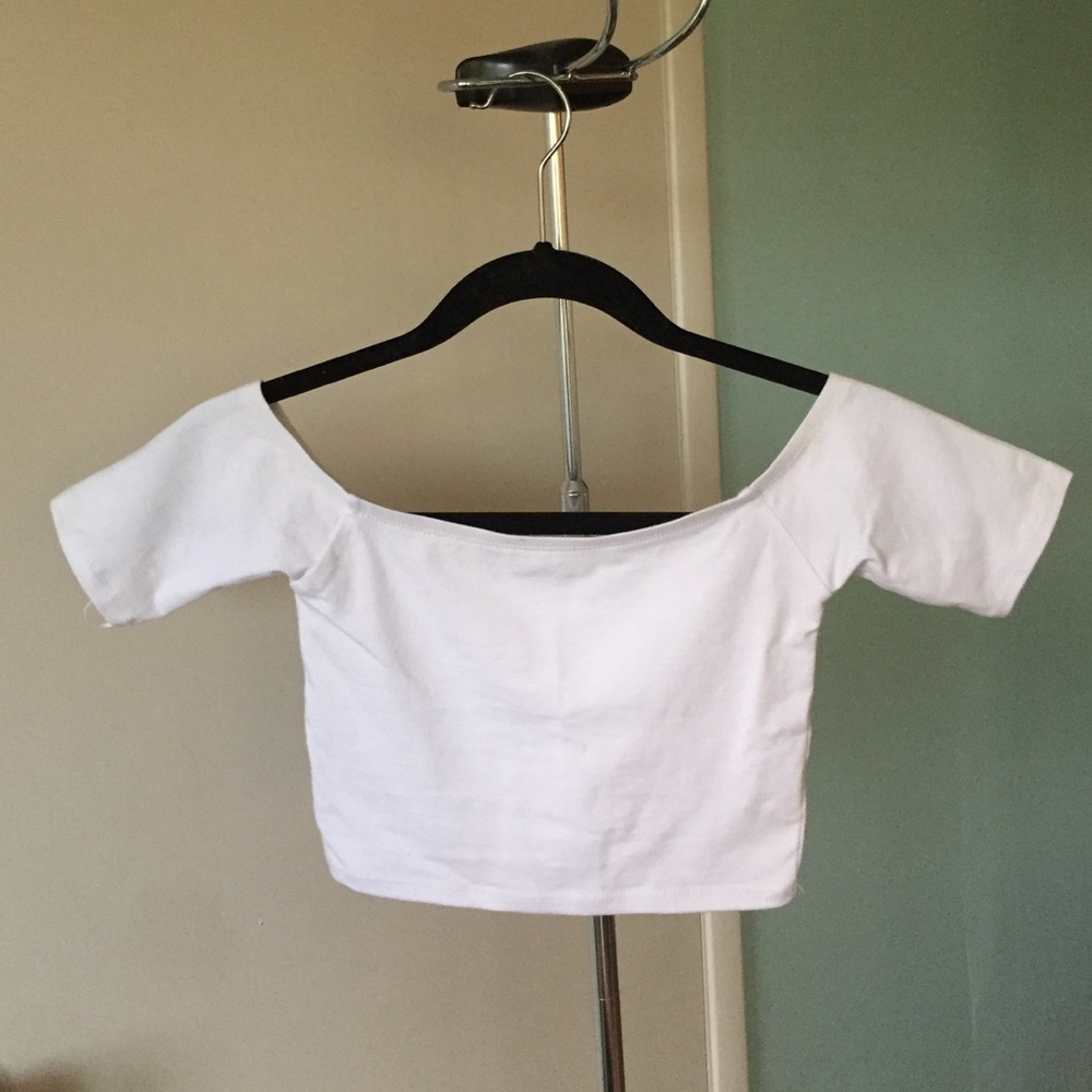 Basic white off the shoulder crop top