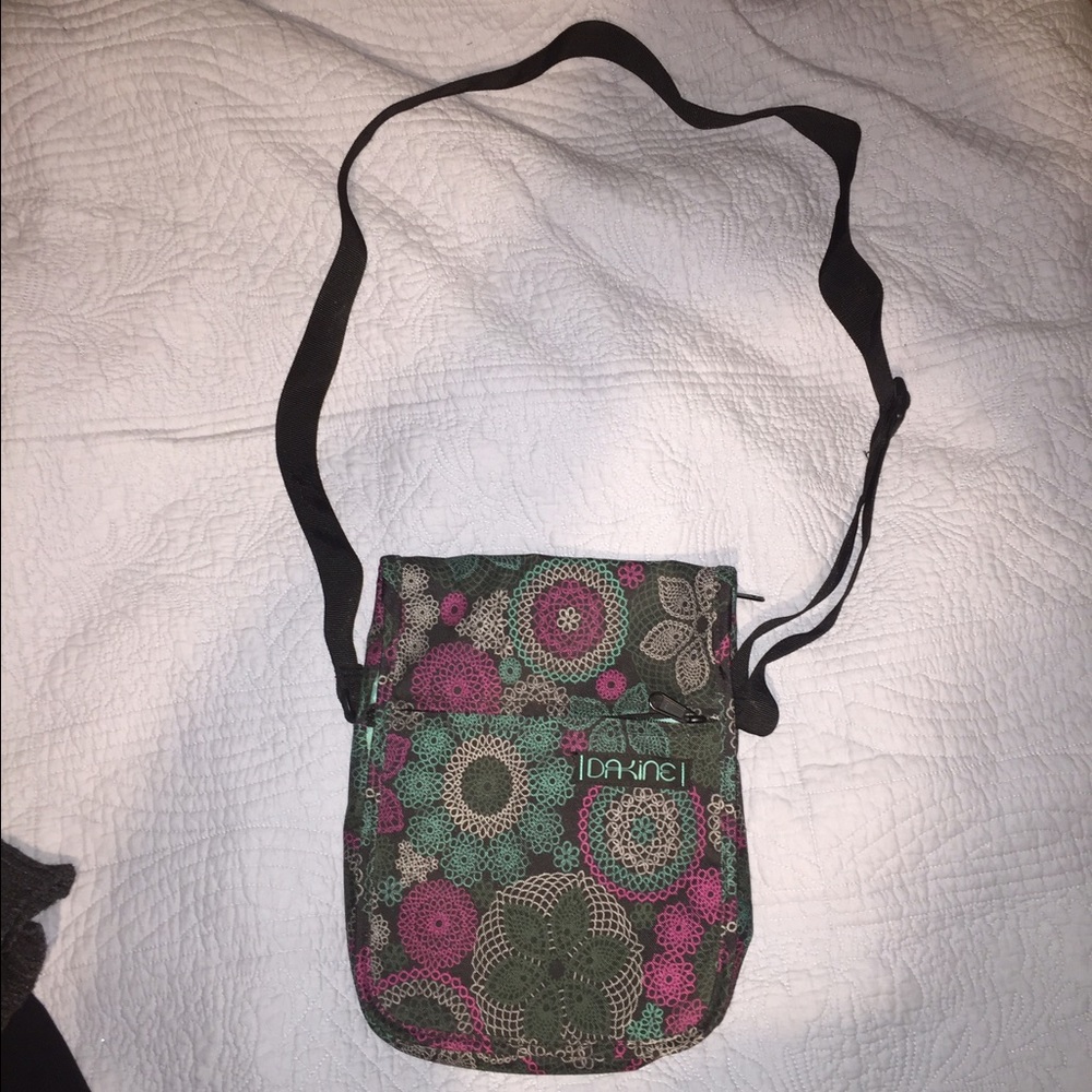 Dakine Crossbody
