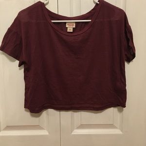 Crop top short sleeve shirt