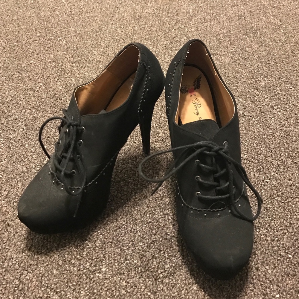 Sexy Black 6 1/2" Platform Heels