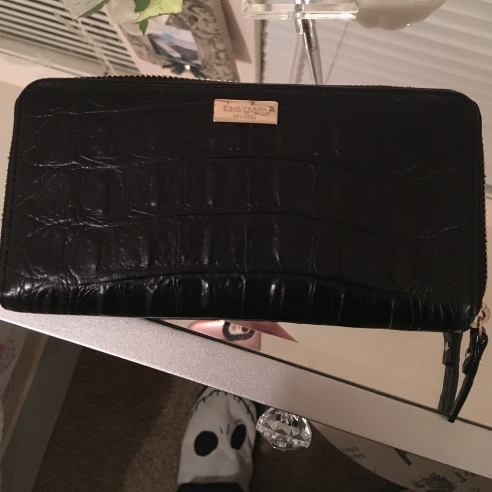 Black Kate Spade Wallet