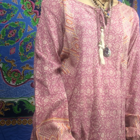 Gypsy long sleeve flowy blouse - Picture 3 of 4