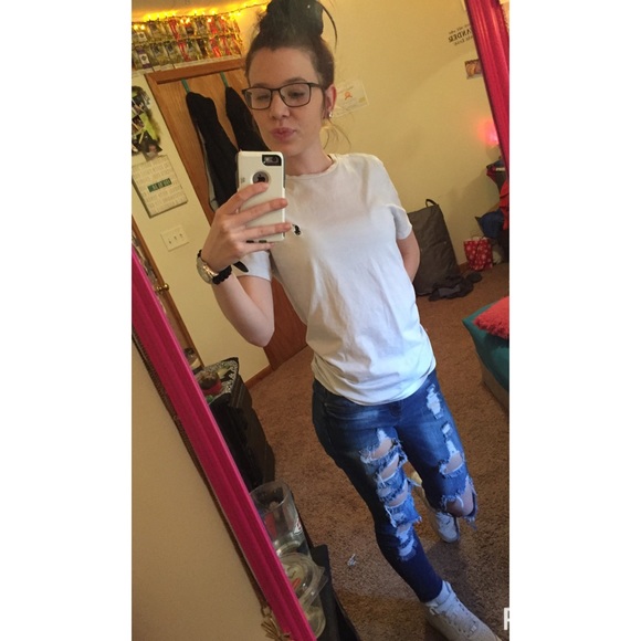 Meet your Posher, Makayla - Picture 1 of 1