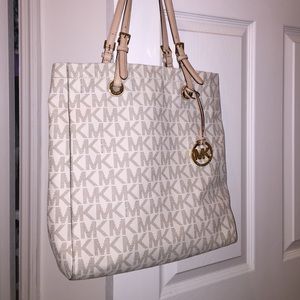 Michael Kors Tote
