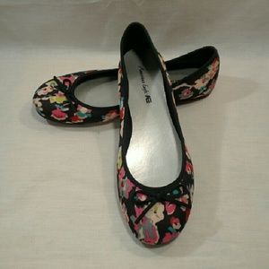 American Eagle Ballet Flats Sz 7 Floral
