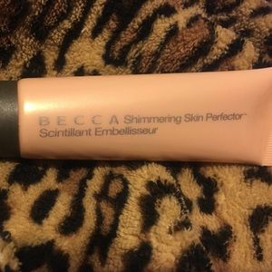 Becca shimmering skin perfector