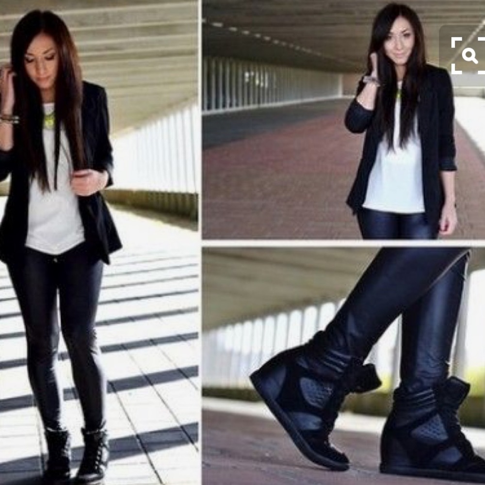 Black wedge sneakers