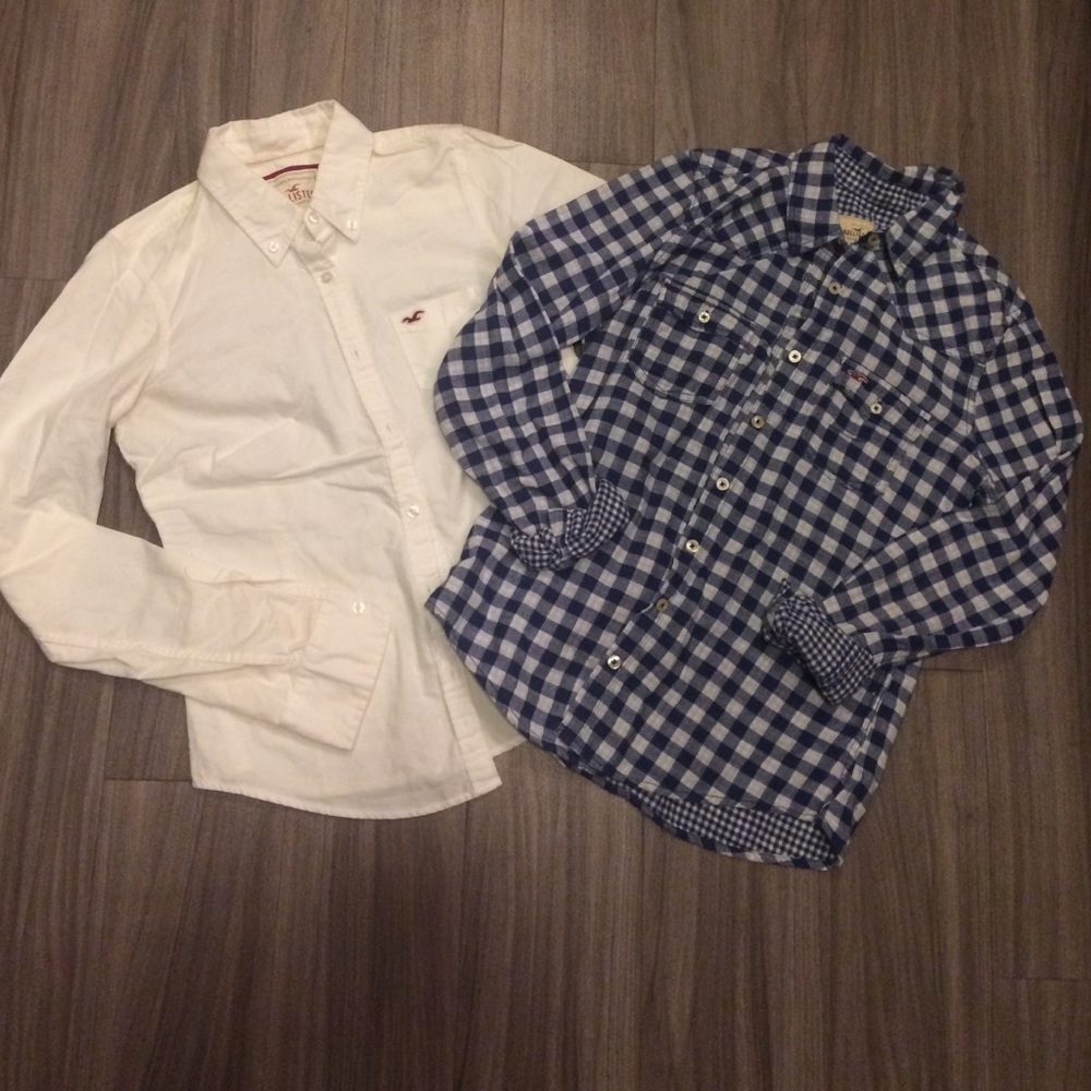 Bundle of 2 Hollister button up shirts