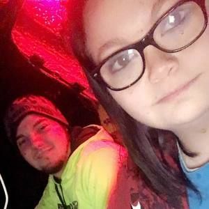 Meet your Posher, Ashlie