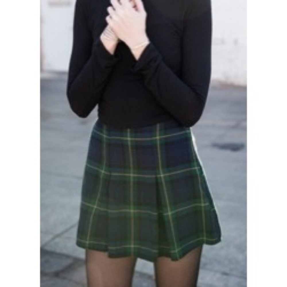 Brandy Melville Green Blue plaid Skirt