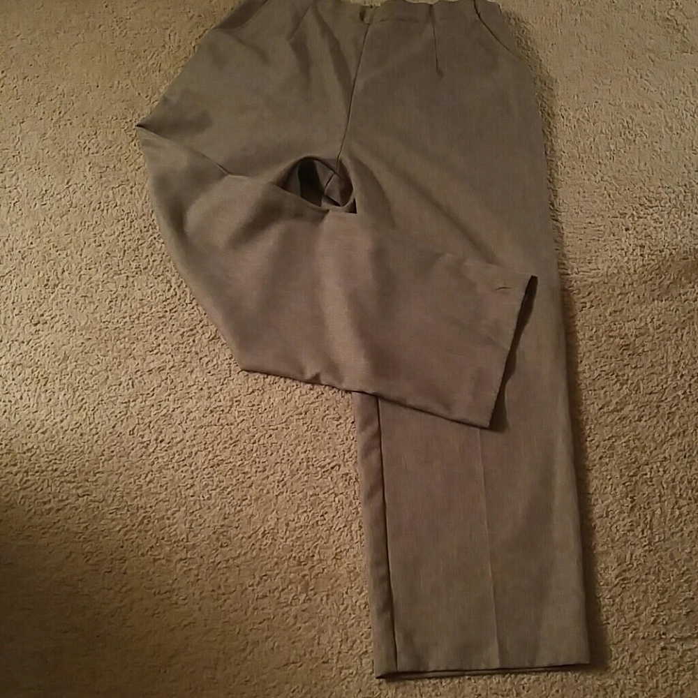 👖 Salon Studio Slacks 20A.   NWOT