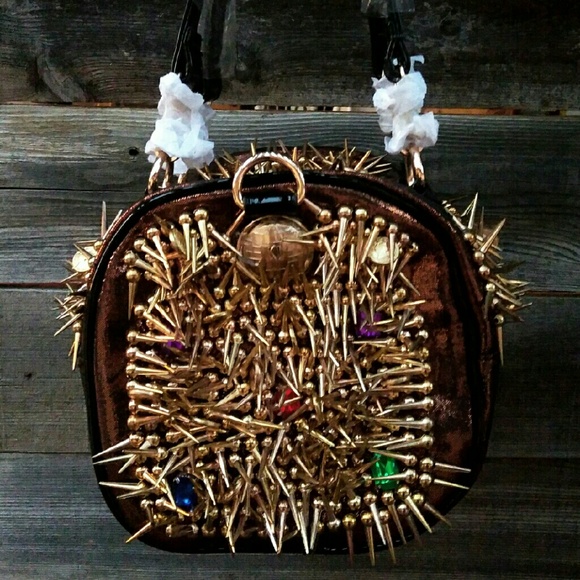 Round rocket chic stud Haiying Snider purse - Picture 1 of 4