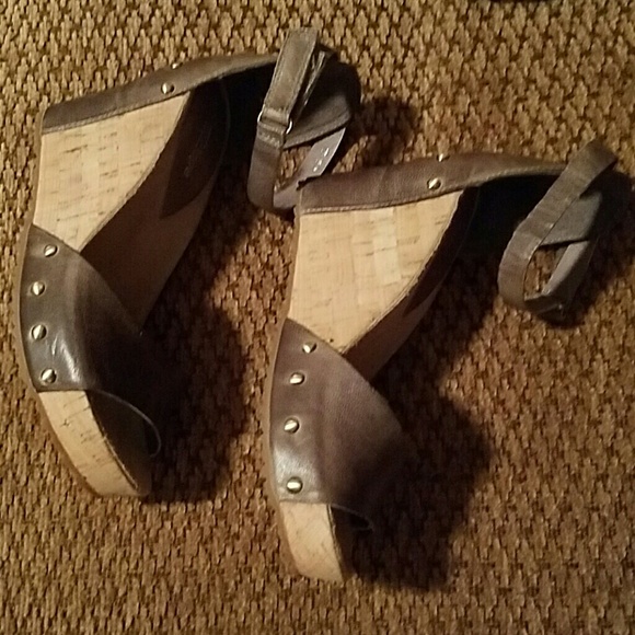 ✔NWT Antelope Slingback Wedge Sandal - Picture 3 of 6