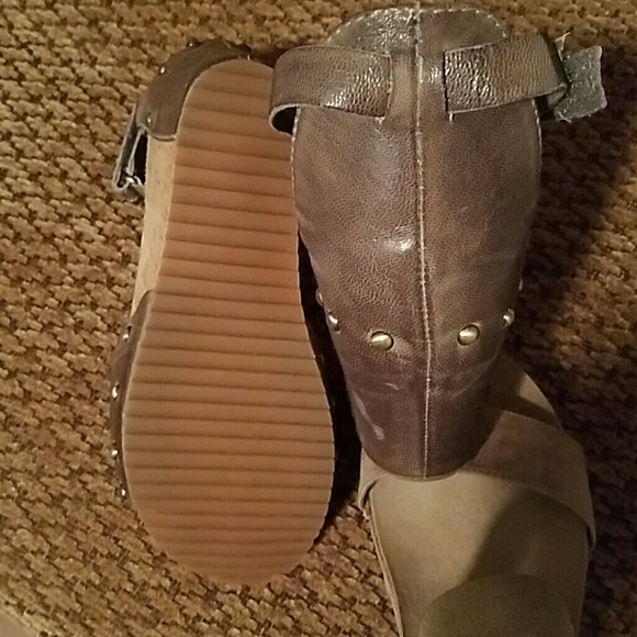 ✔NWT Antelope Slingback Wedge Sandal - Picture 4 of 6