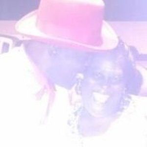 Meet your Posher, Camille