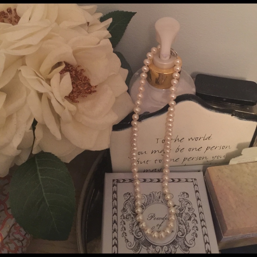 16" GENUINE freshwater pearls
