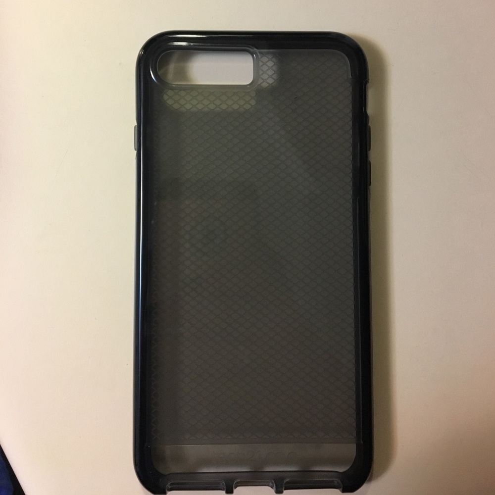 Tech 21 iPhone 7 plus case