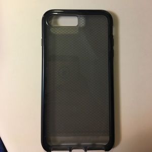 Tech 21 iPhone 7 plus case