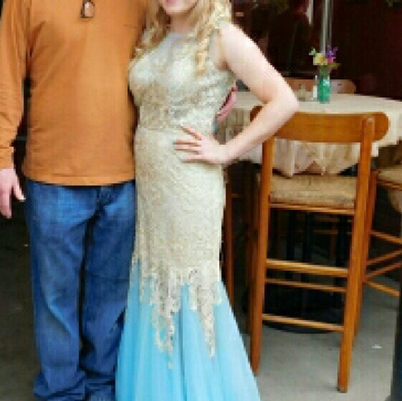 Prom Dress - Picture 2 of 4