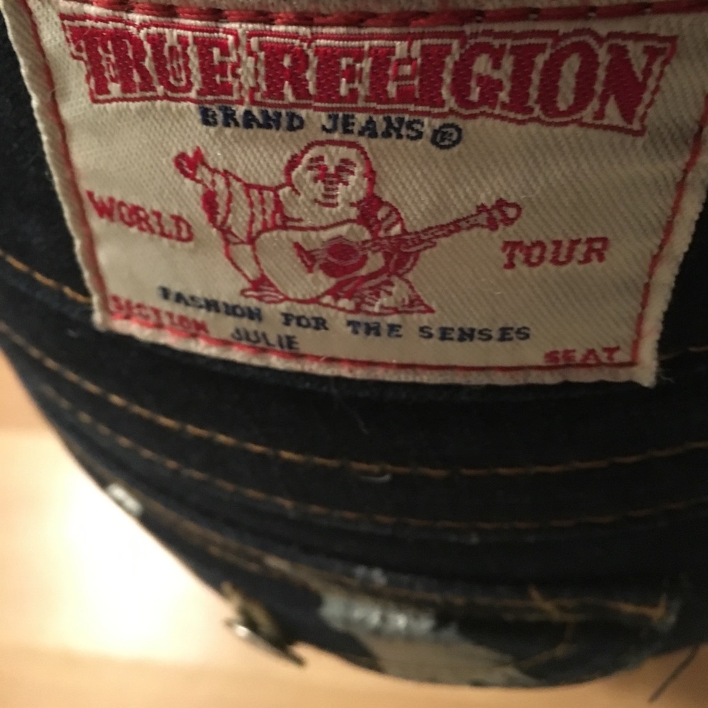 TRUE RELIGION JEANS size 25!!!!!