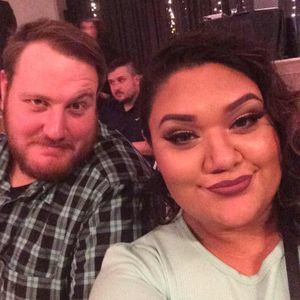 Meet your Posher, Ester