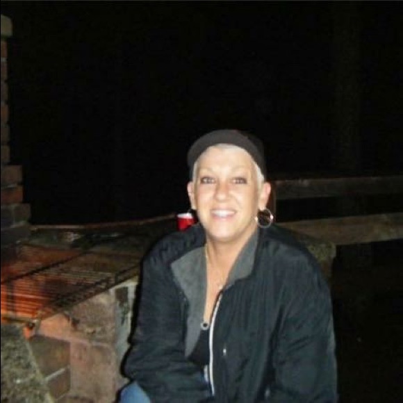 Meet your Posher, Nancy - Picture 1 of 1