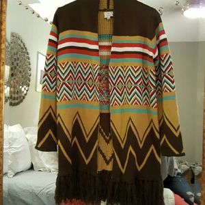 SOLD❤❤❤Boutique Zig Zag Fringe Cardigan