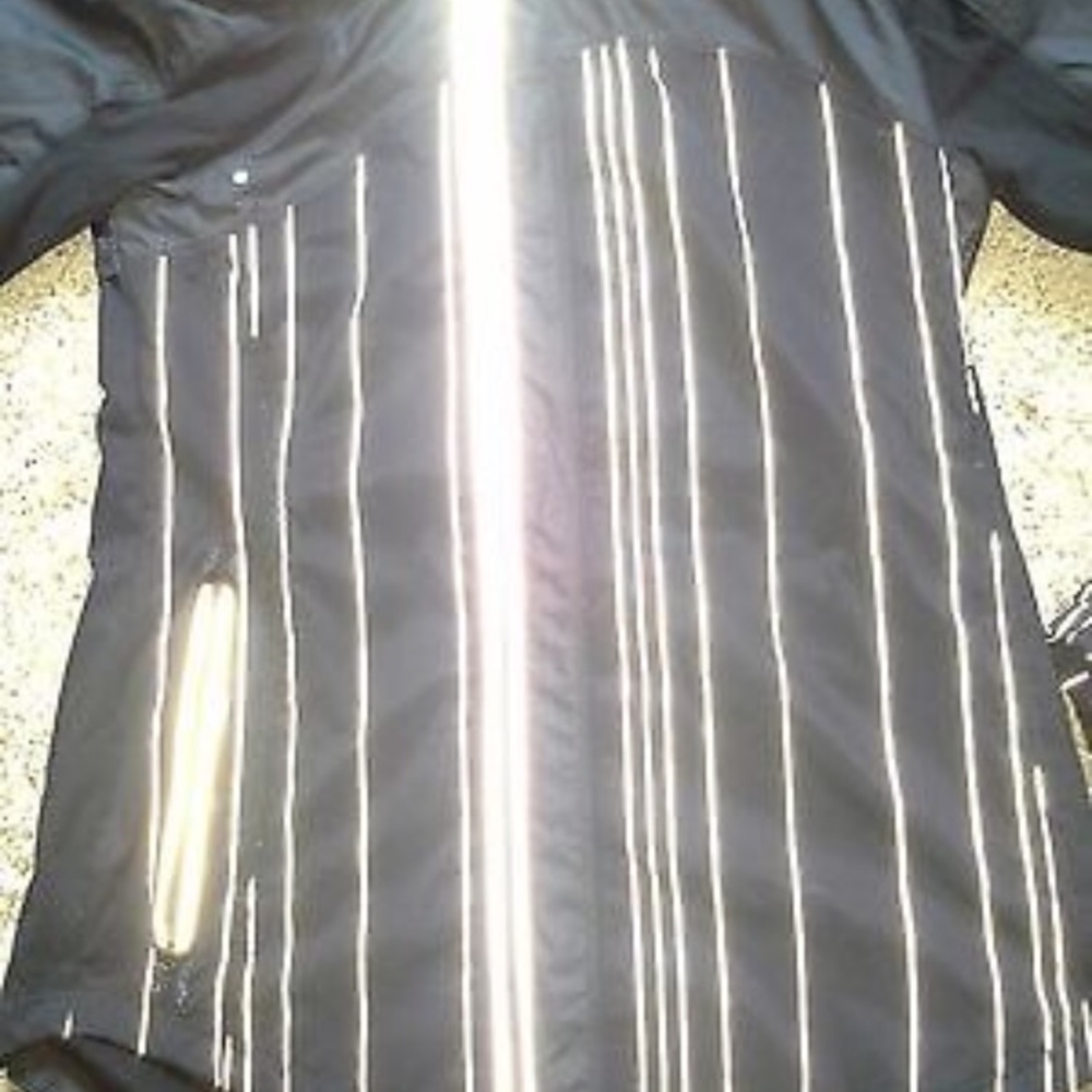 ⛔️SOLD⛔️ Lululemon Run Get Up & Glow Jacket sz 6 - Picture 3 of 4