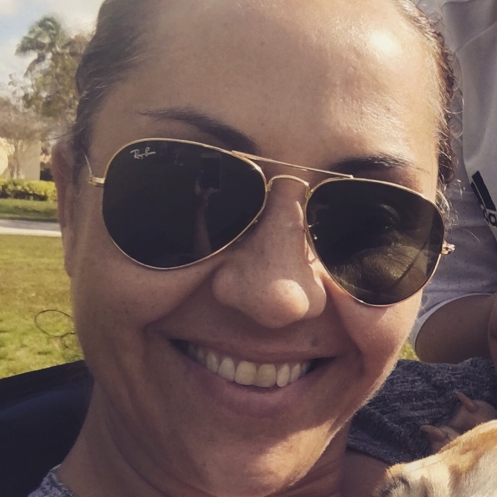 Meet your Posher, Paola
