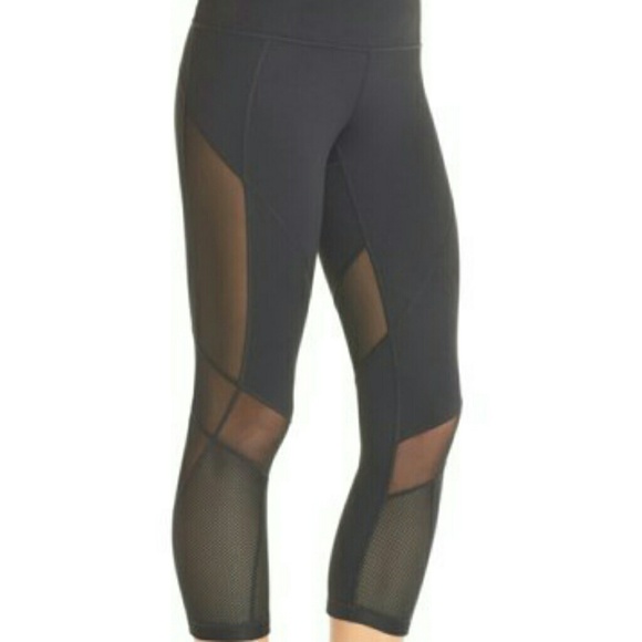 Zella Pants & Jumpsuits New Zella Black Fusion Capri Workout Yoga