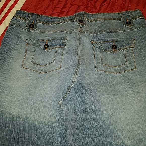 Capri flares - Picture 2 of 2