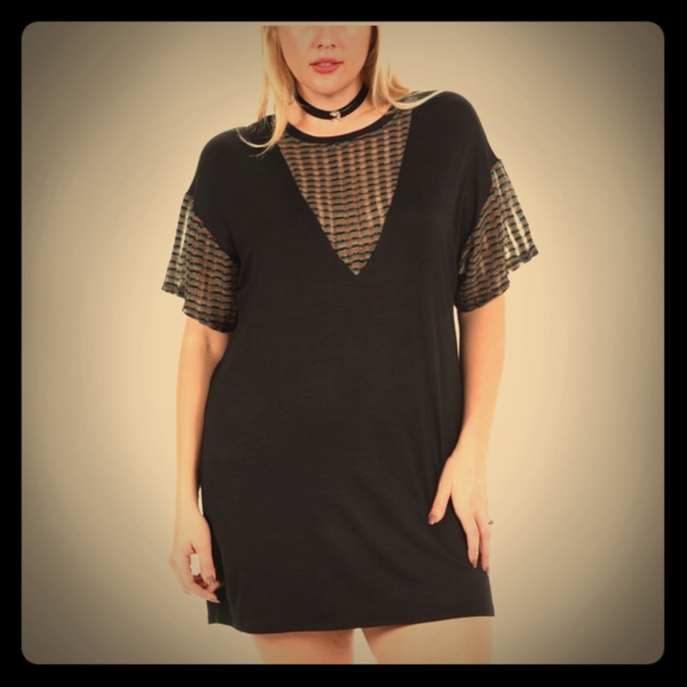 🚨PLUS Dress or wear it as an oversized tunic