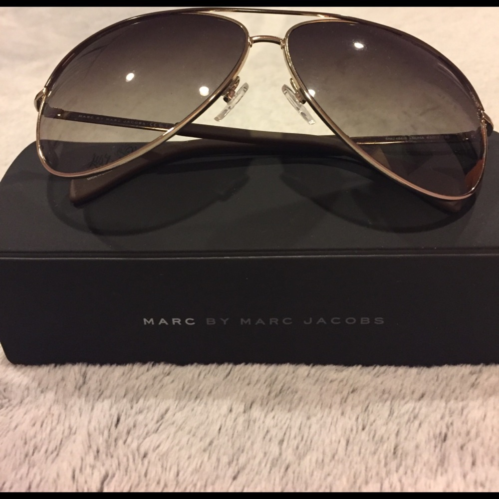 Marc Jacobs aviators