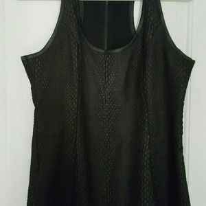 Top black snake print sleeves