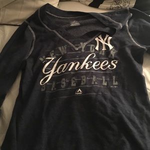 Yankees long sleeve