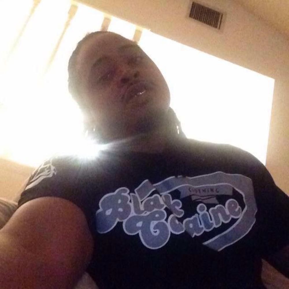 Meet your Posher, Derrick