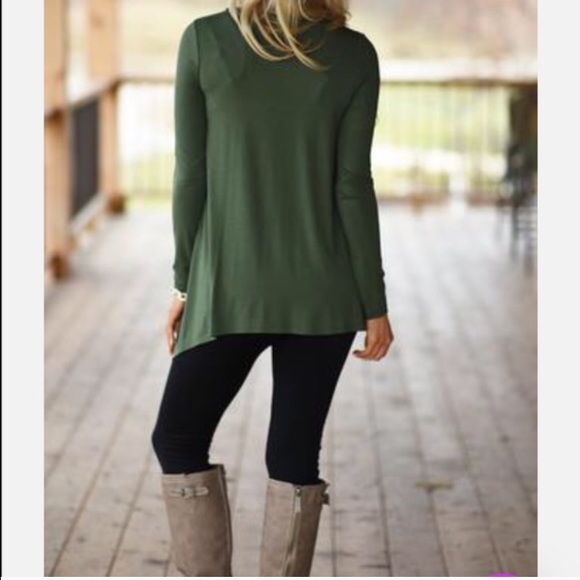 New Best Selling Side Button Tunic - Picture 2 of 2