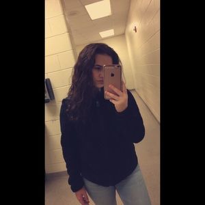 Meet your Posher, Chloe