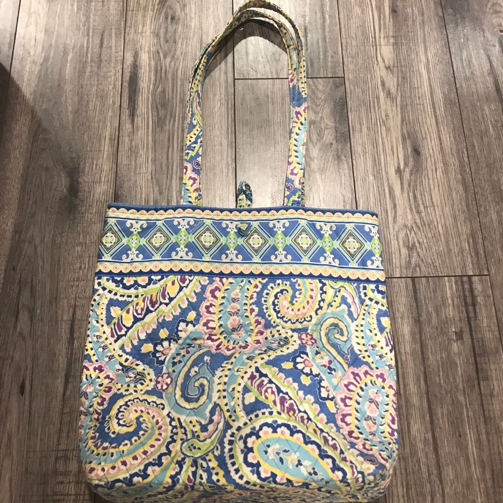 Vera Bradley paisley tote