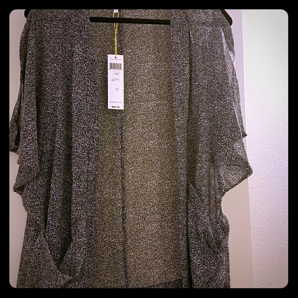 BCBG kimono style top