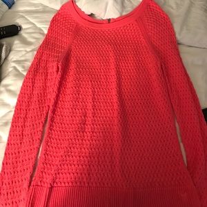 Bright pink knitted top