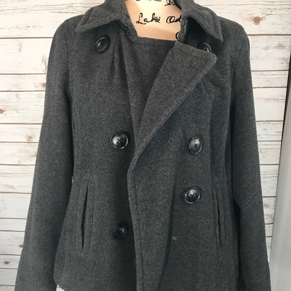 Gray winter pea-coat