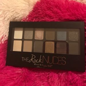 Maybelline- The Rock Nudes