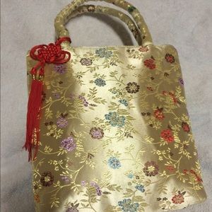 Chinese style hand bag