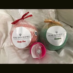 2 Pearl Bath Bombs & Ring **ALL SIZE 10 RINGS!!!