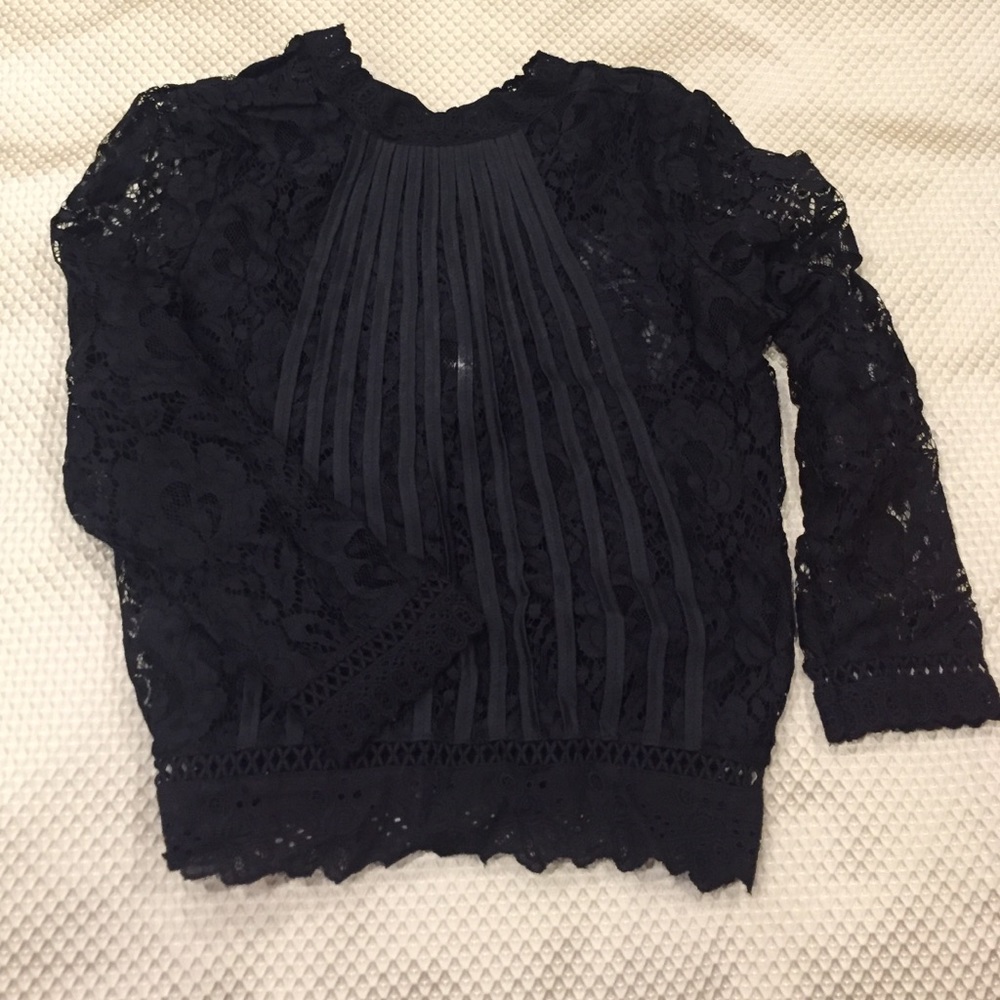 Lace long sleeve blouse